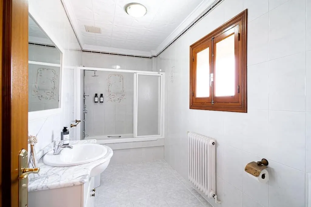 Dream Villa With Parking, Private Pool And See Views Malaga